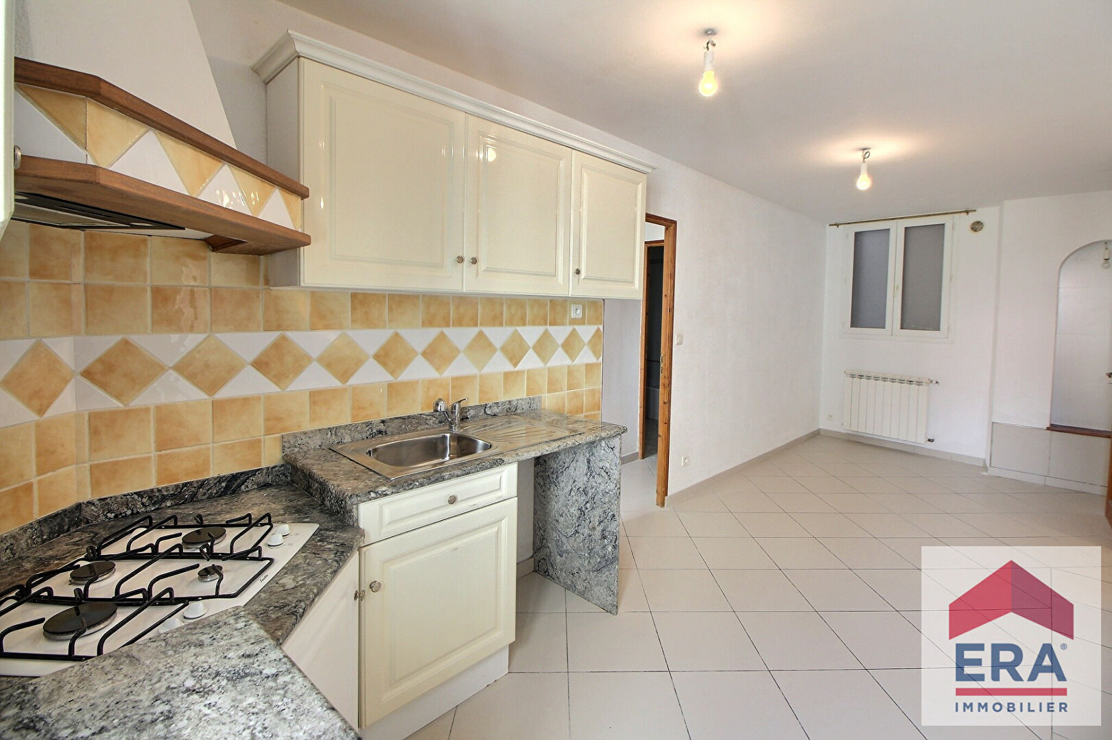 Photo Maison Montélimar 4 pièce(s) 80 m² image 1/6