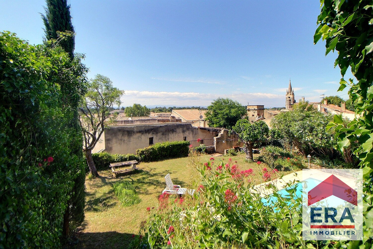 Photo Maison Mondragon 5 pièce(s) 178 m2 image 2/6