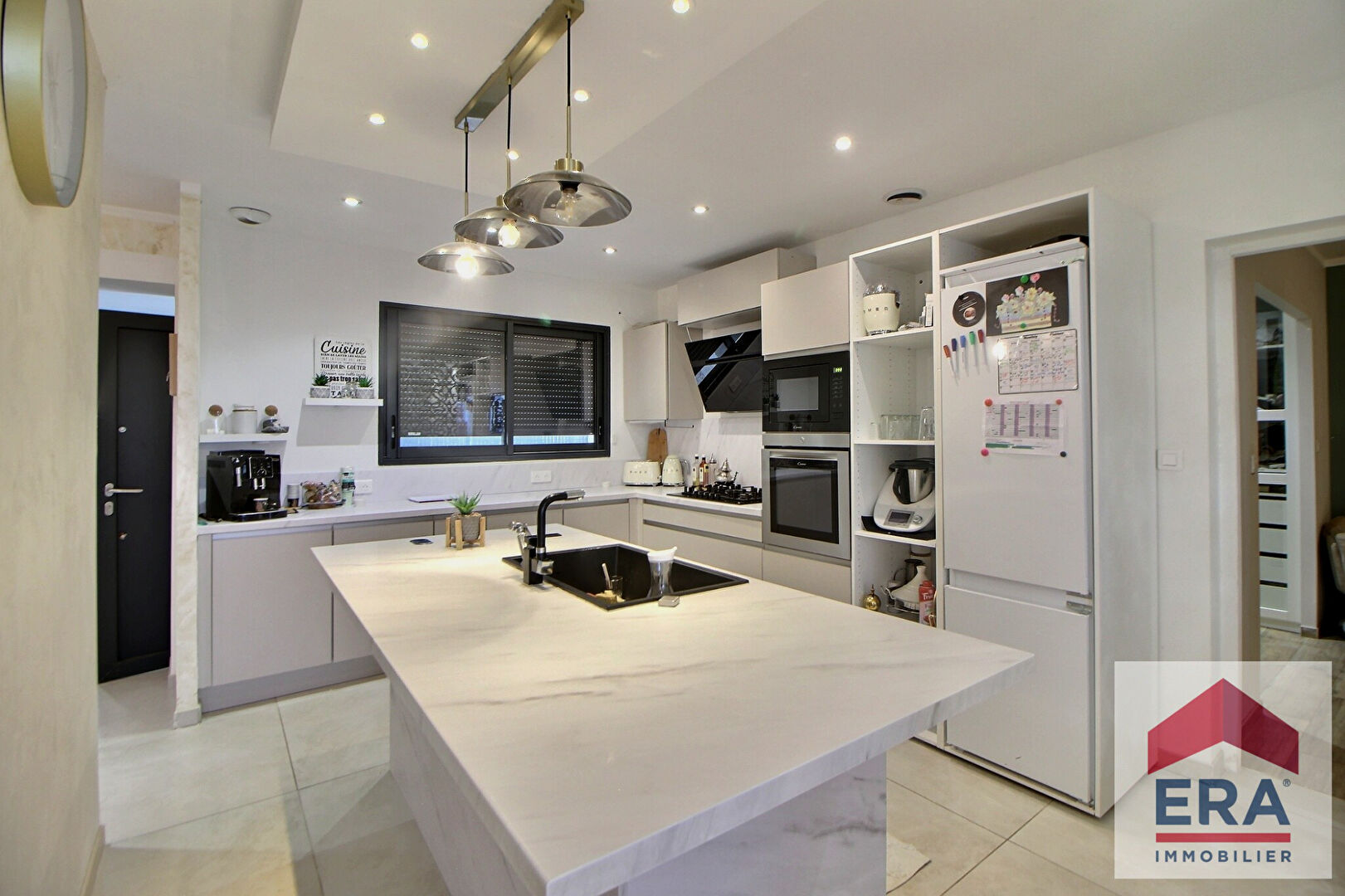 Photo Villa contemporaine avec piscine à Piolenc 5 pièce(s) 136m2 image 3/6