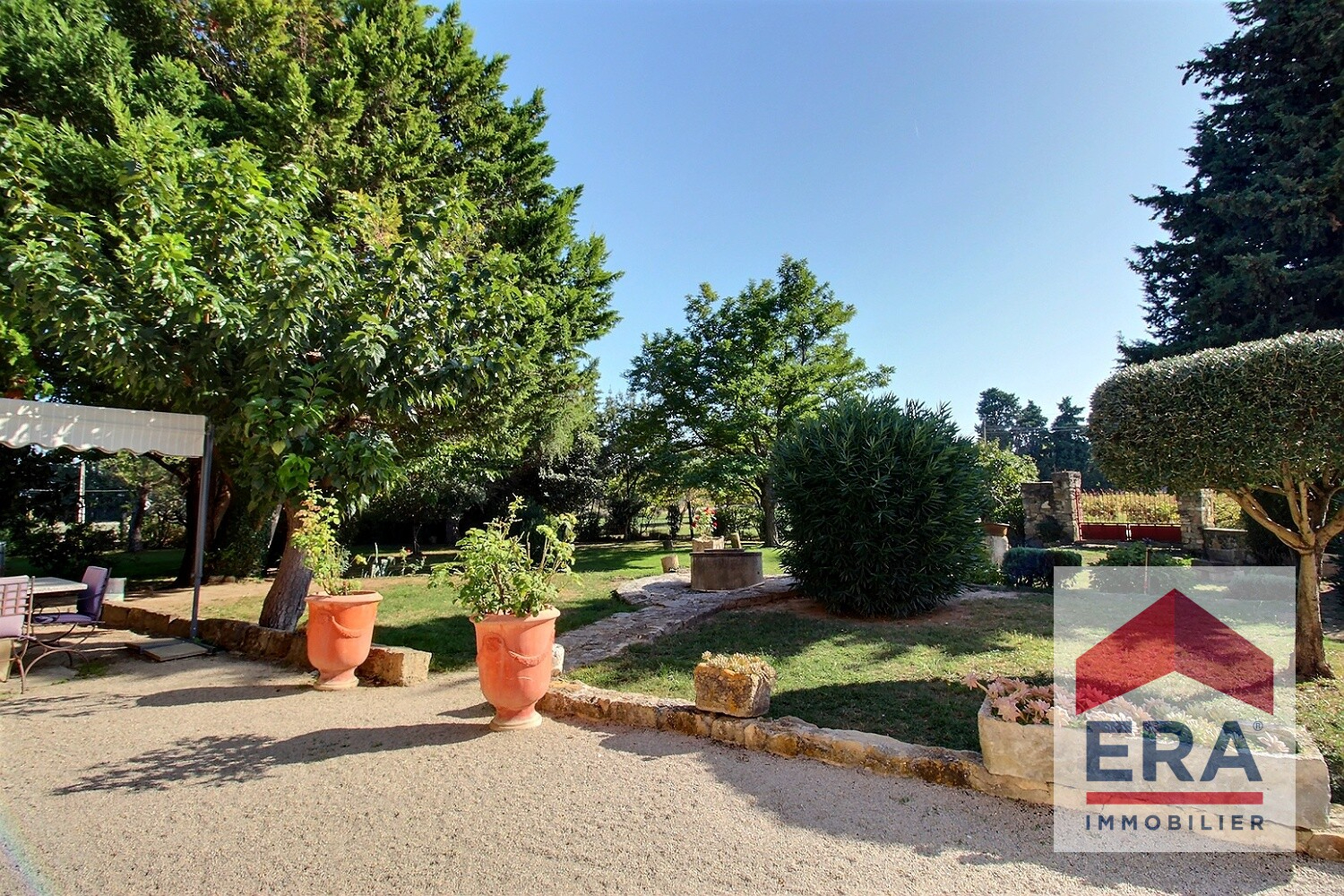 Photo Maison 8 pièces - Orange 210 m² image 2/6