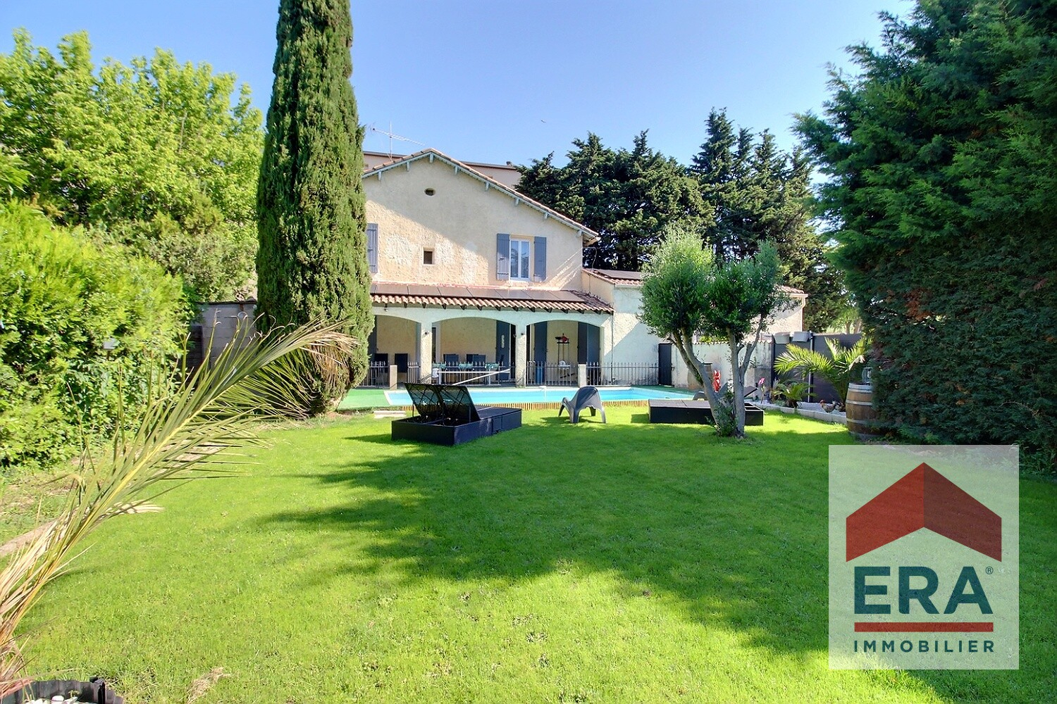 Maison Orange 5 pièce(s) 115 m2 + studio indépendant de 25m²