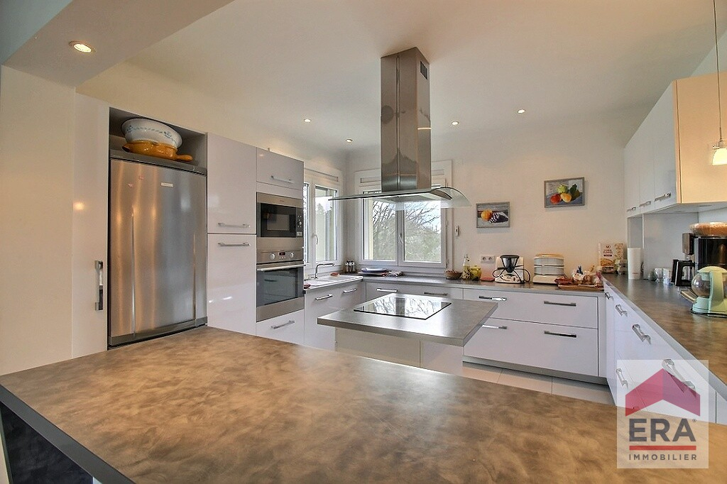 Photo Maison Althen des Paluds - 7 pièces - 4 chambres - Piscine - Jardin - Garage image 6/6