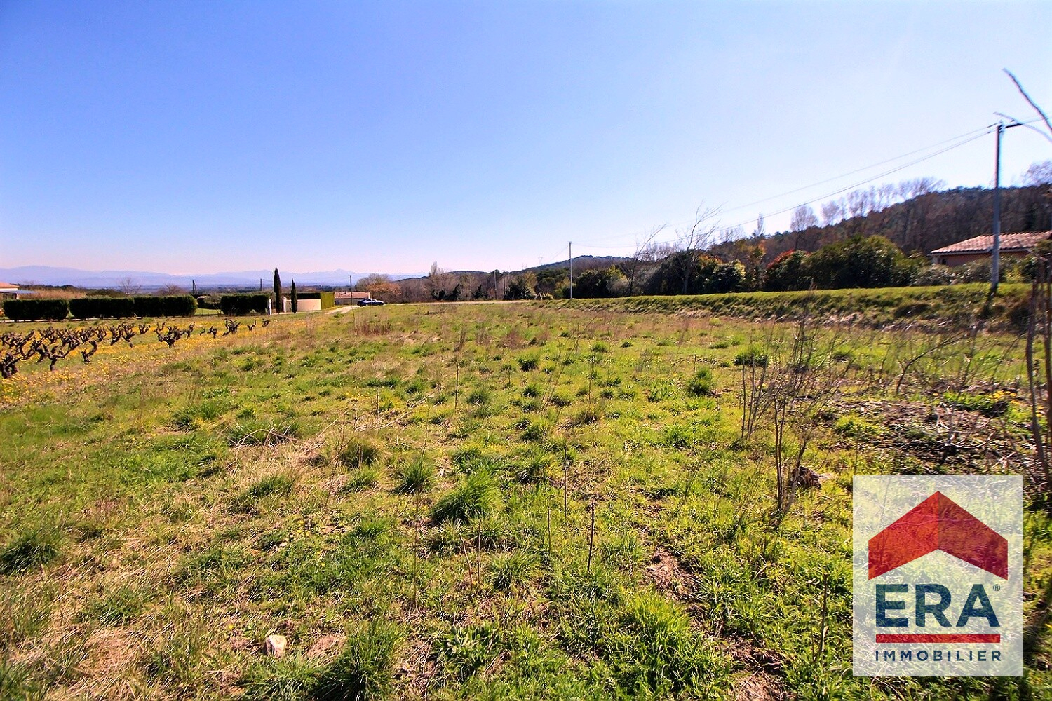 Photo Terrain constructible hameau de Derboux de 948 m² image 2/2