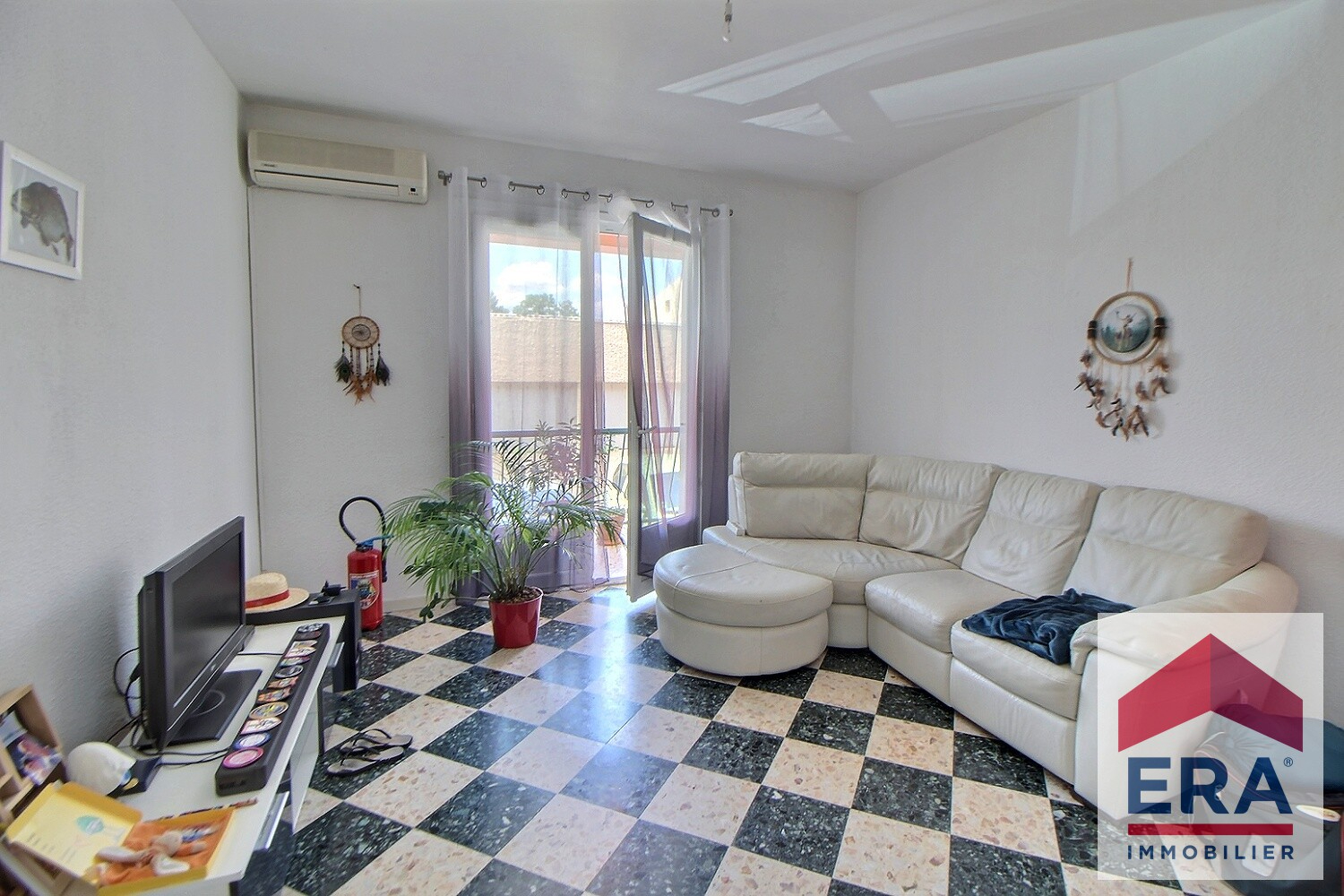 Photo Appartement et garage Pierrelatte image 1/6