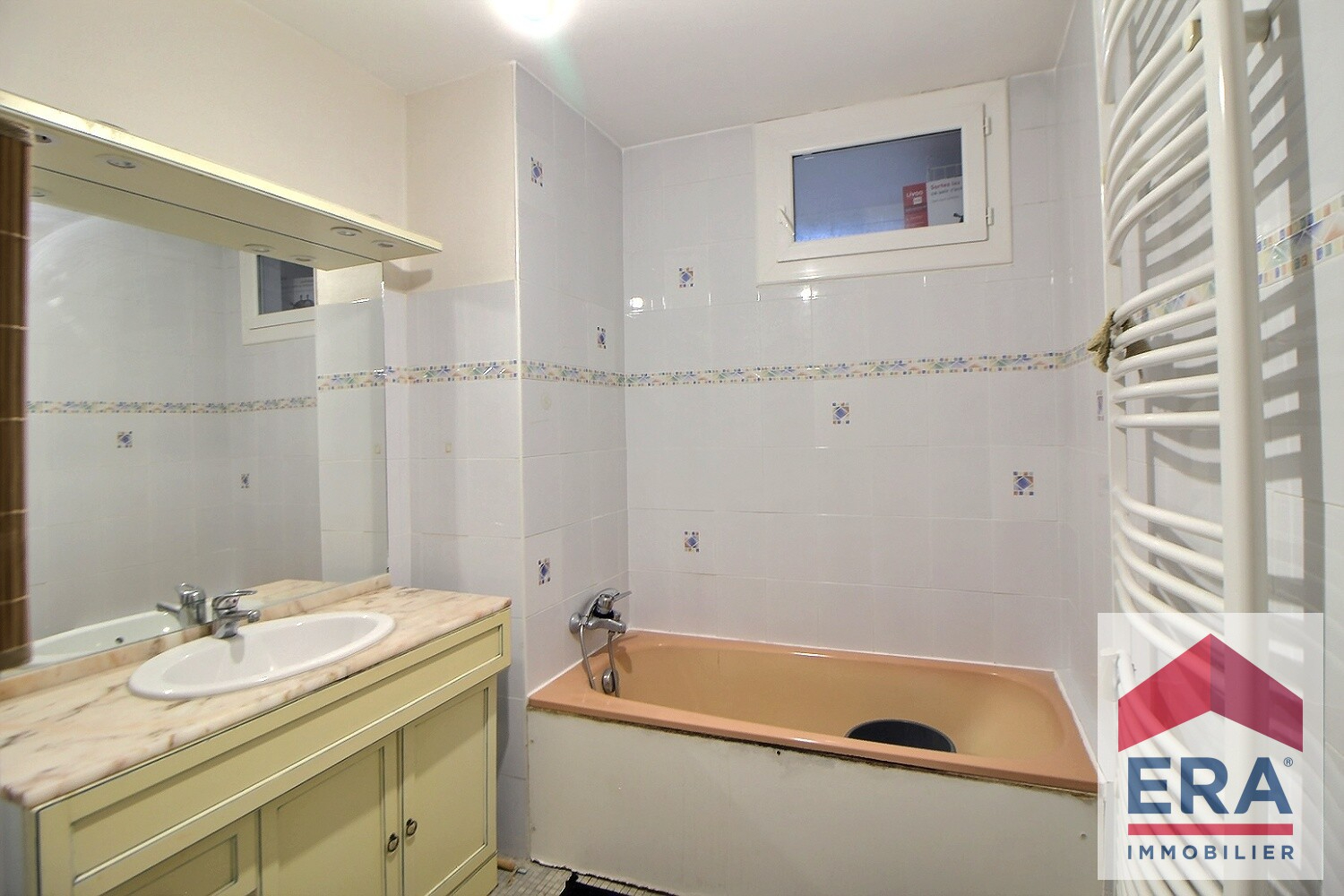 Photo Appartement Pierrelatte 5 pièce(s) 99 m2 image 6/6