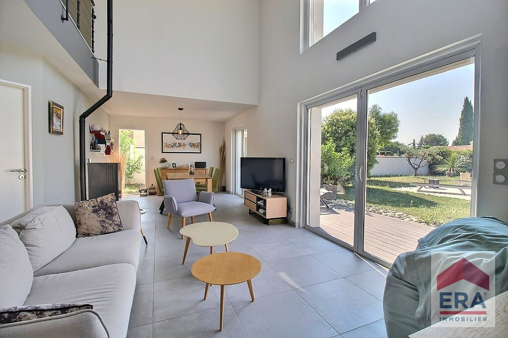 Photo Maison Aubignan 130m² - 4 chambres - Piscine - Garage image 4/6