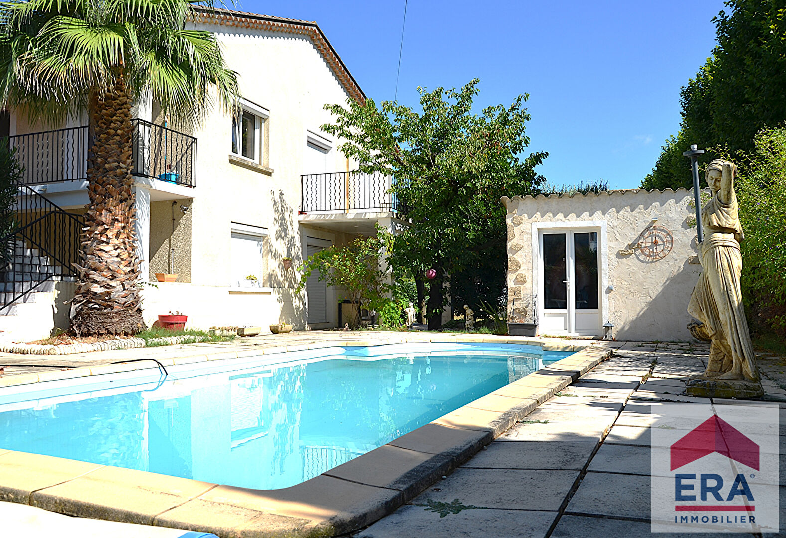 Maison Lapalud 5 pièce(s) 180m2