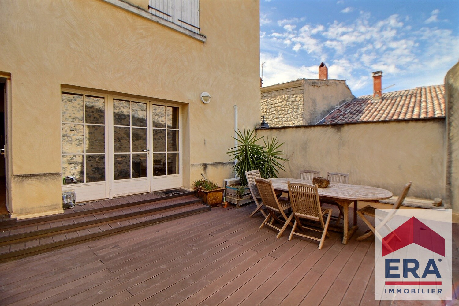 Photo Appartement Saint Restitut 4 pièce(s) 89 m2 image 1/6