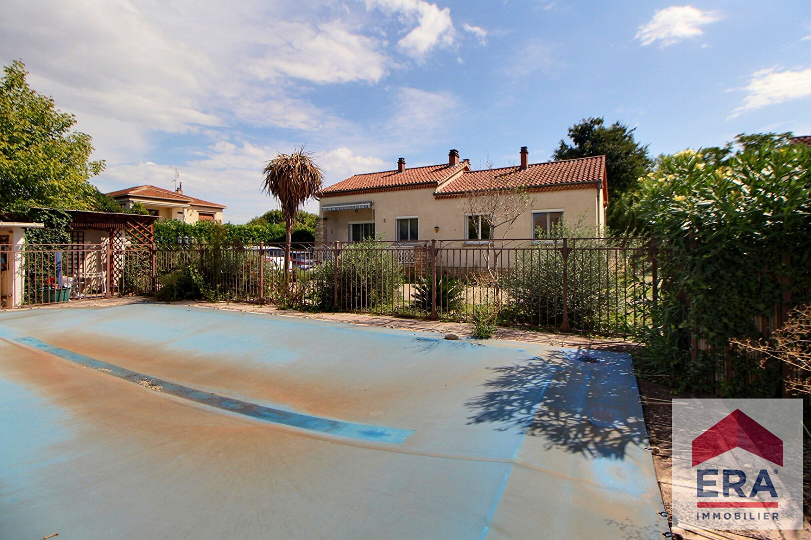 Photo Mondragon - Maison rénovée avec piscine et garage image 2/6