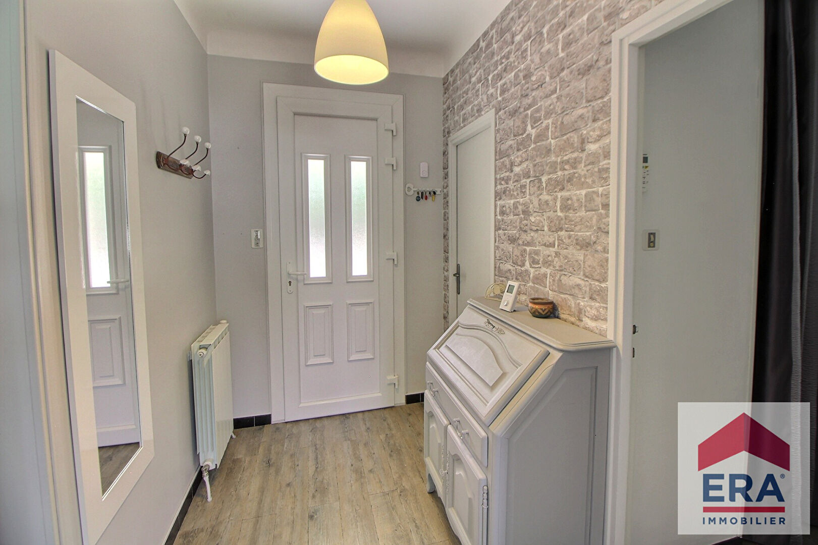 Photo Mondragon - Maison rénovée avec piscine et garage image 5/6