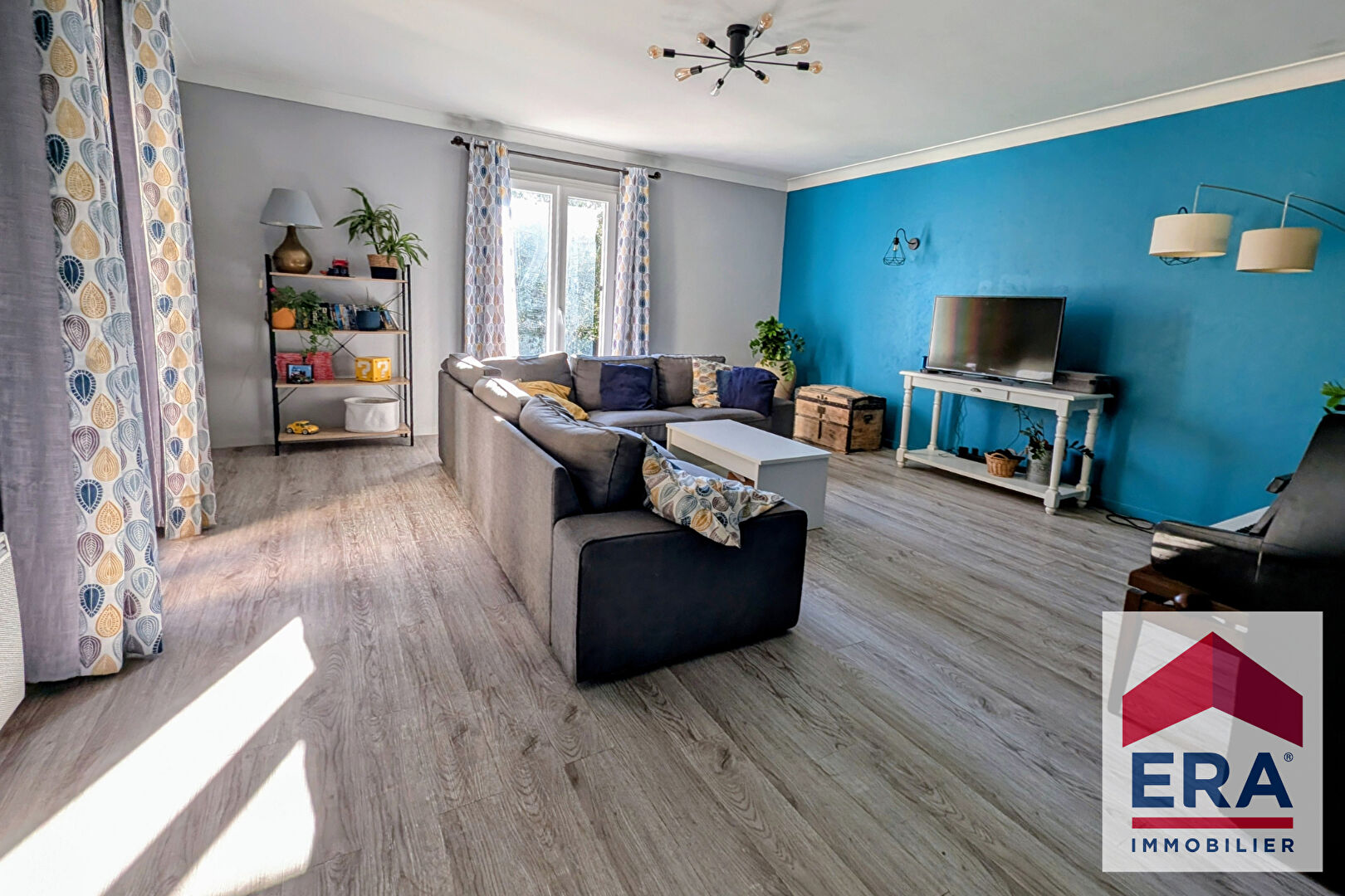 Photo Maison Pierrelatte 6 pièce(s) 170 m2 image 2/6