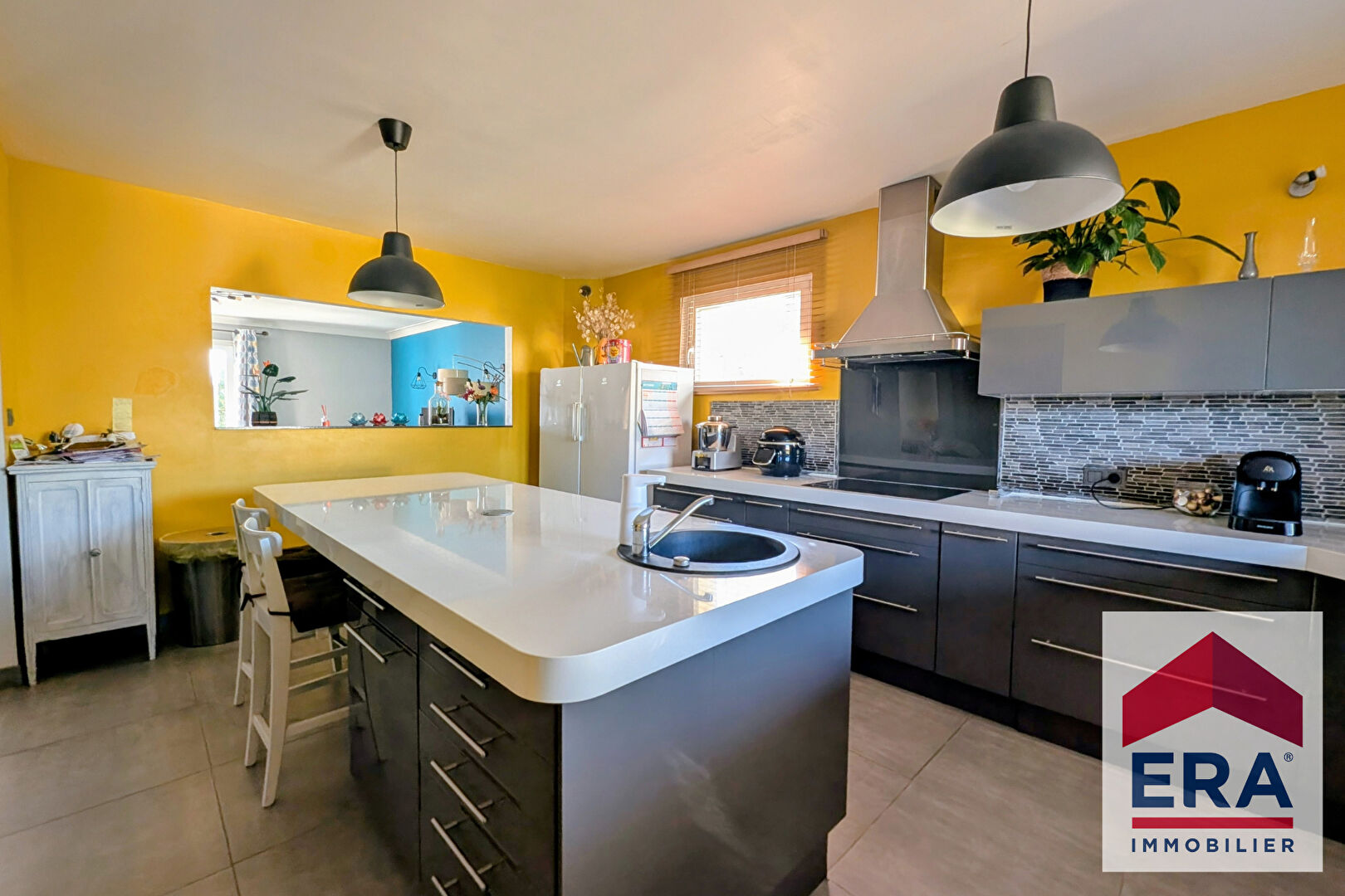 Photo Maison Pierrelatte 6 pièce(s) 170 m2 image 3/6