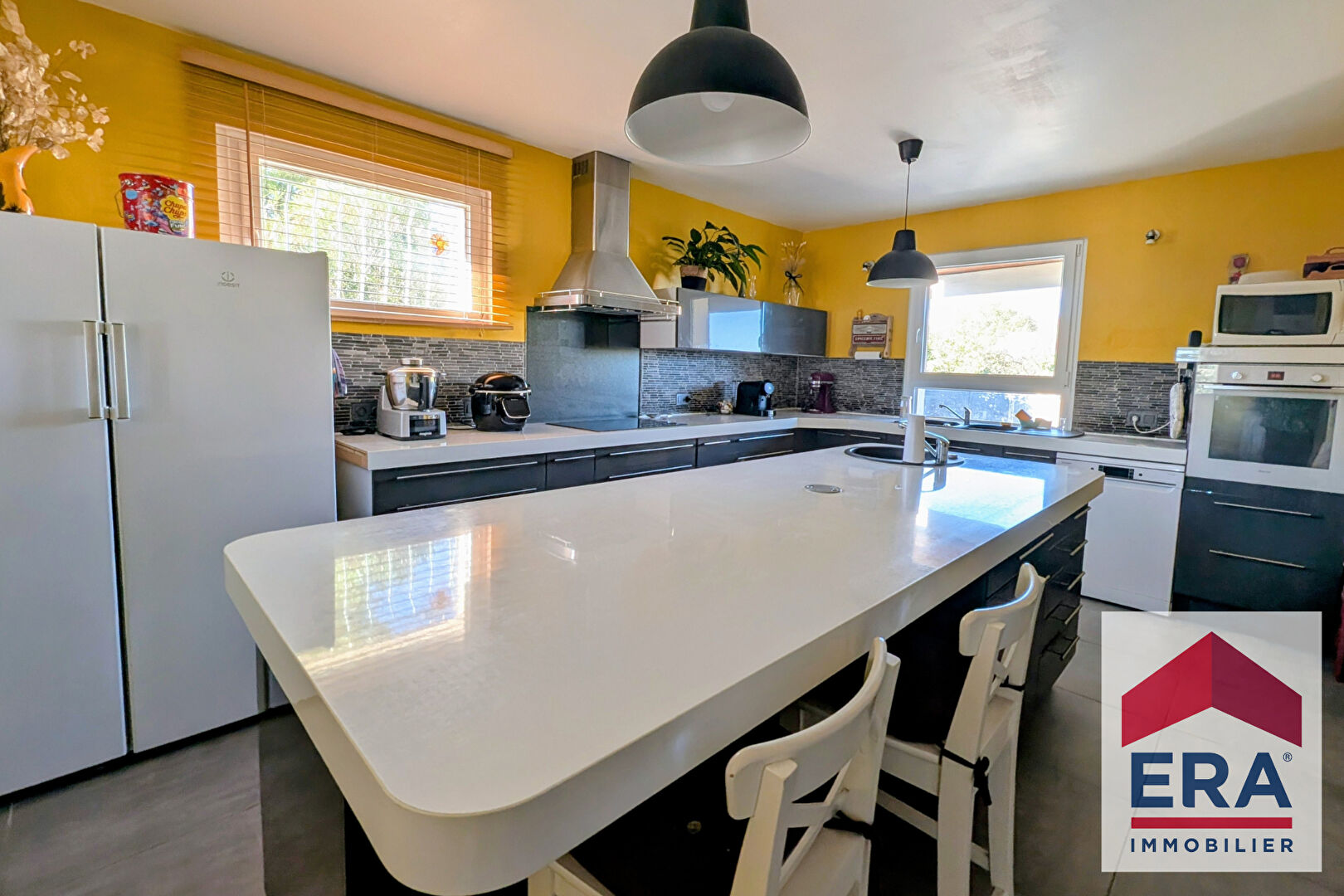 Photo Maison Pierrelatte 6 pièce(s) 170 m2 image 4/6