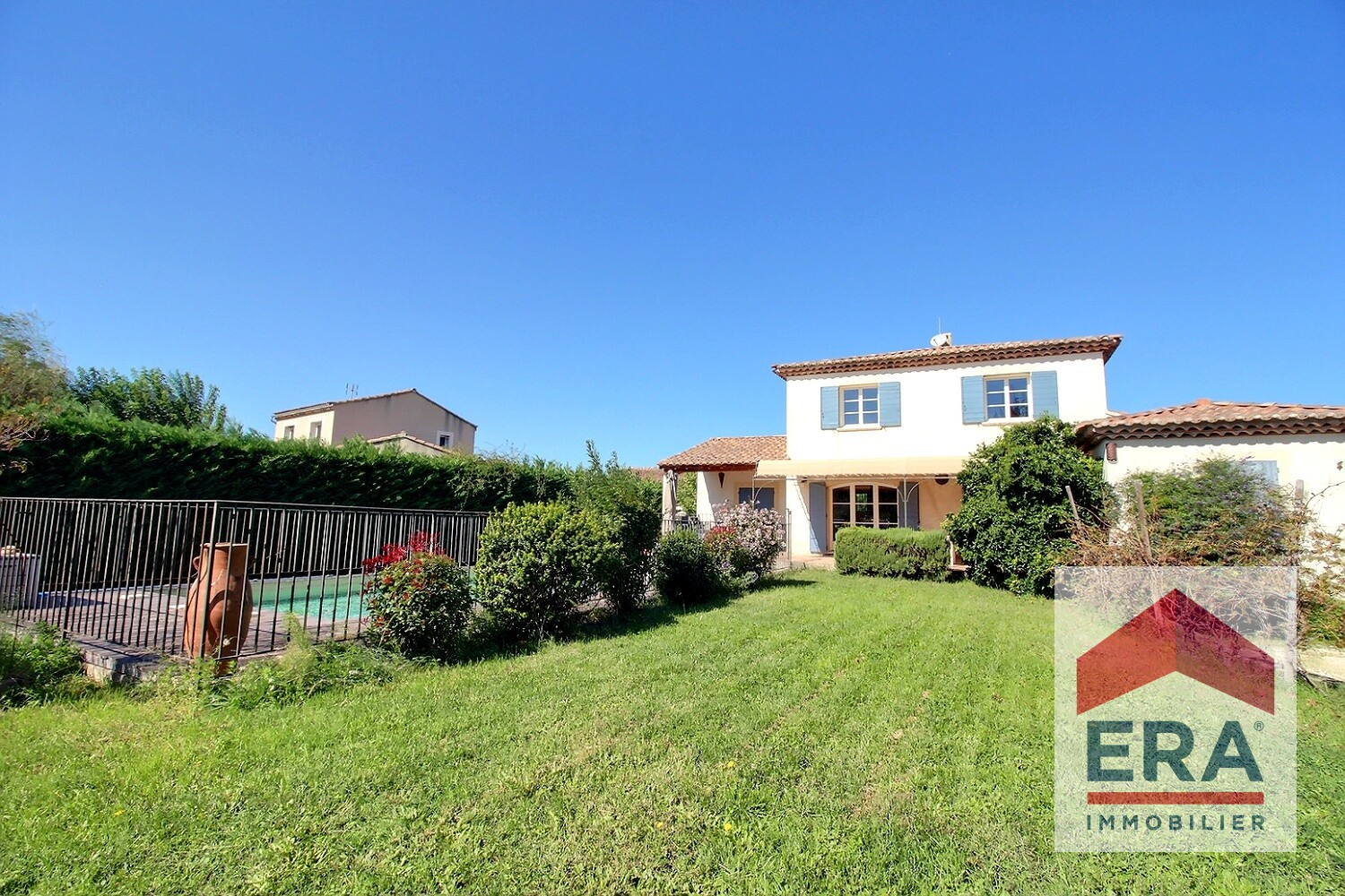 Photo Maison Montfaucon 7 pièce(s) 181m2 image 2/6