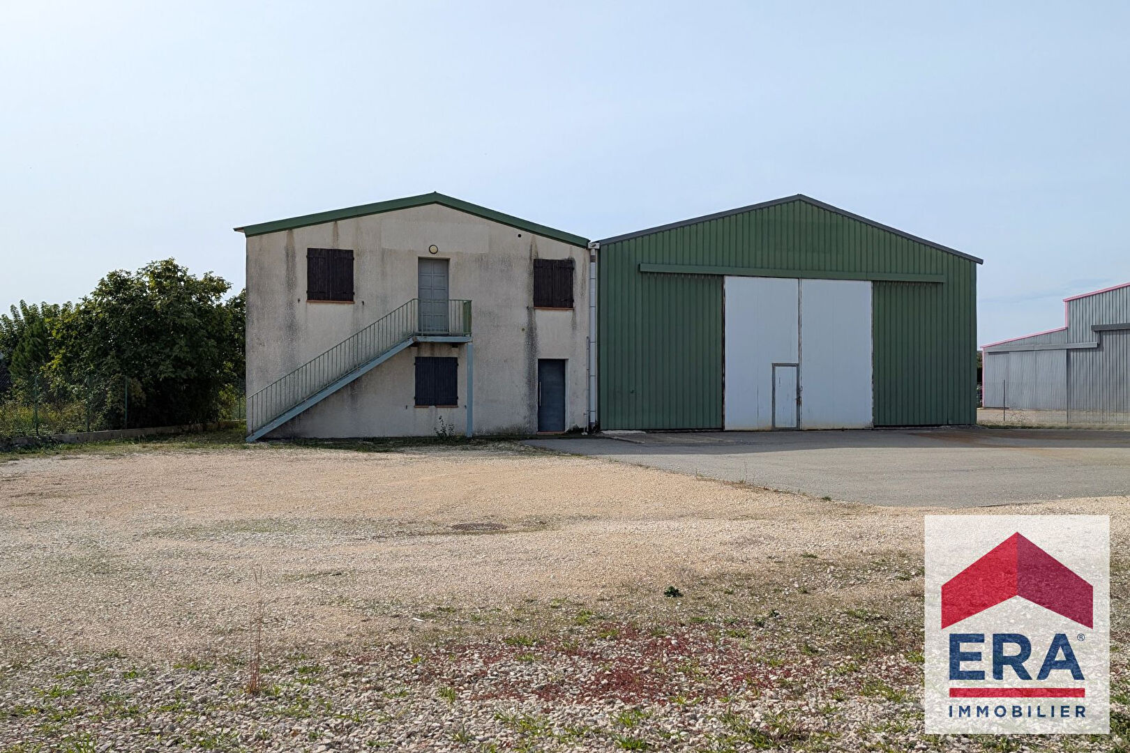 Local d'activité Pierrelatte 517 m2