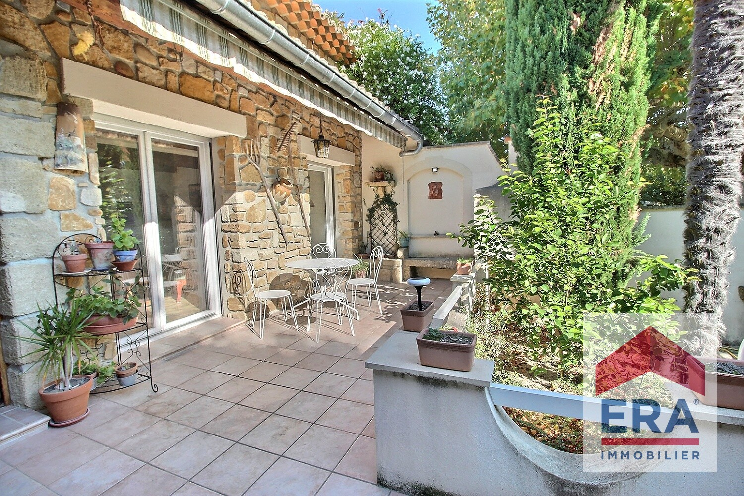Maison Jonquieres 173 m2 - 890m² de terrain