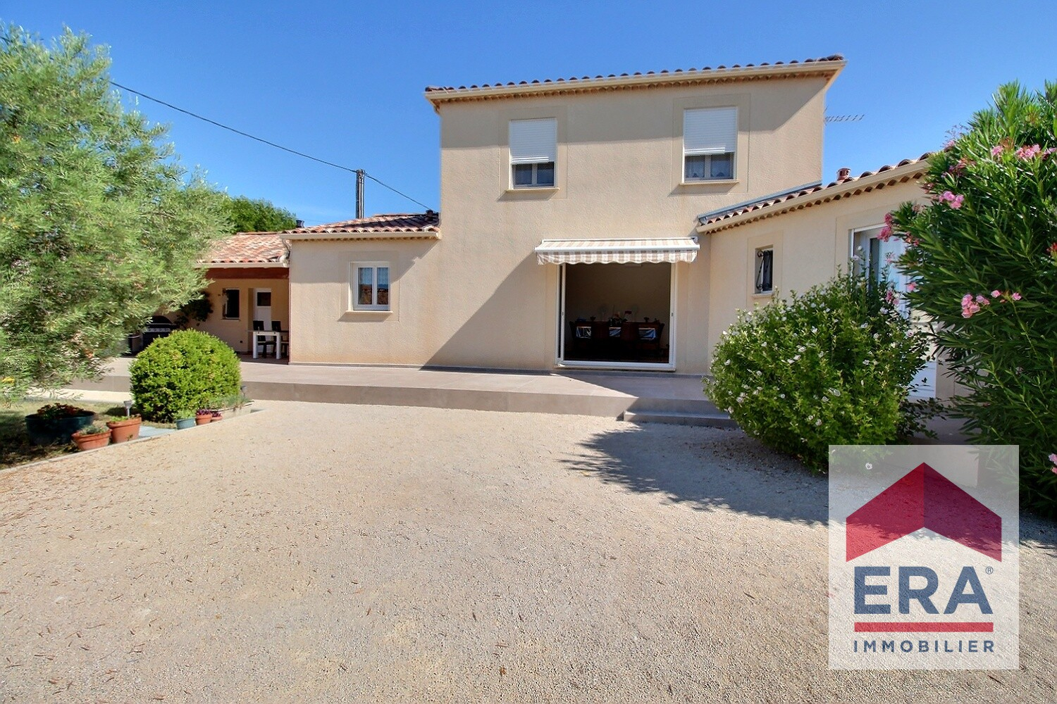 Maison Camaret Sur Aigues 140 m2