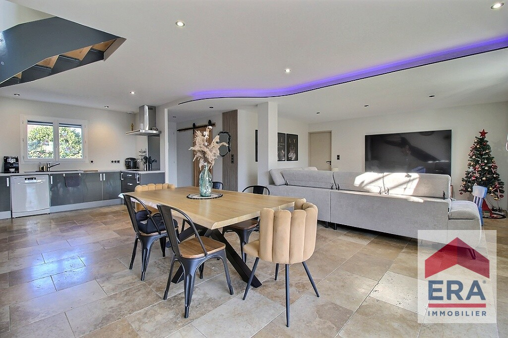 Photo Maison Carpentras 8 pièces - 157m² - Piscine image 4/6