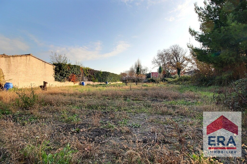 Photo Terrain à bâtir à Vedène  - Libre constructeur - Viabilisé image 3/4