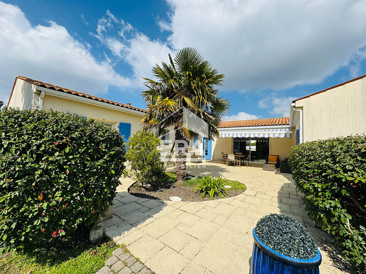 PROCHE ROYAN - RARE -MÉDIS CENTRE - AU CALME