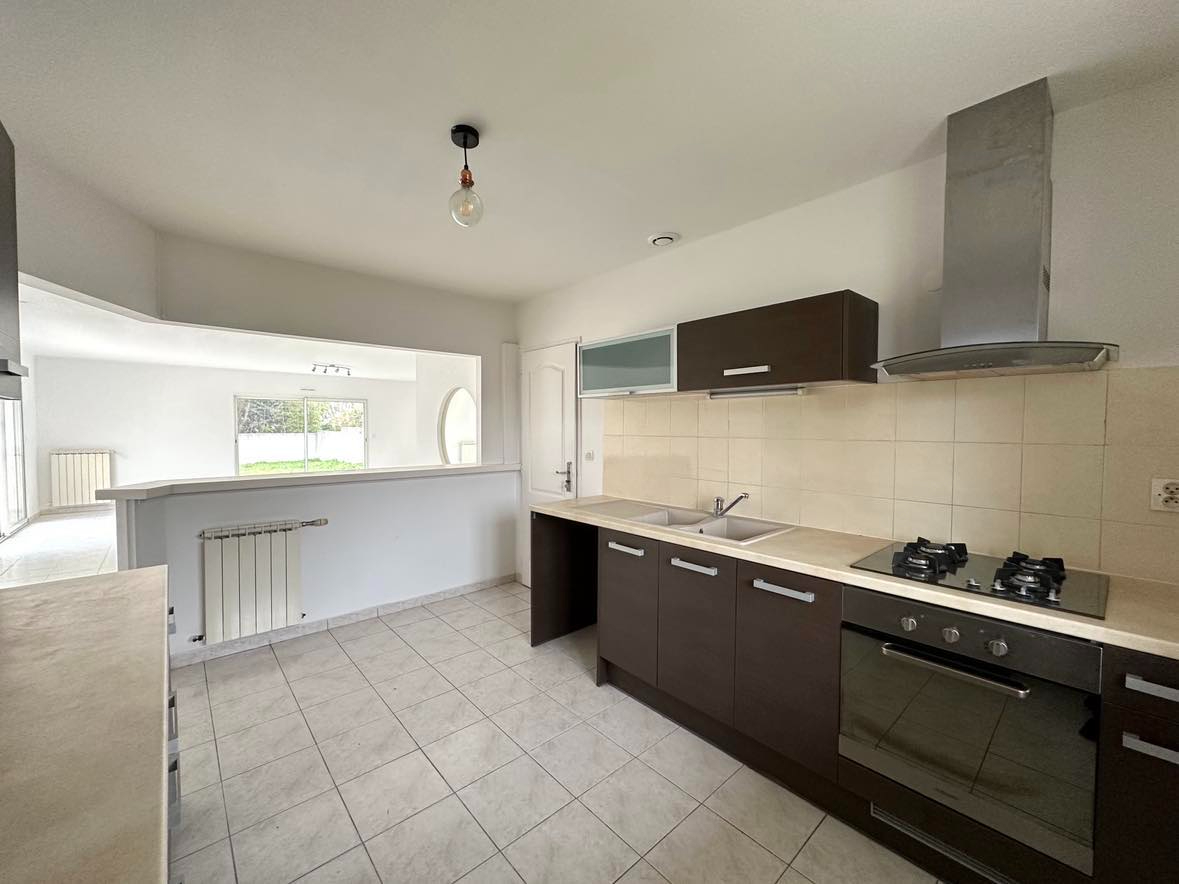 Photo MAISON DE PLAIN PIED 4 CHAMBRES JARDIN image 2/6