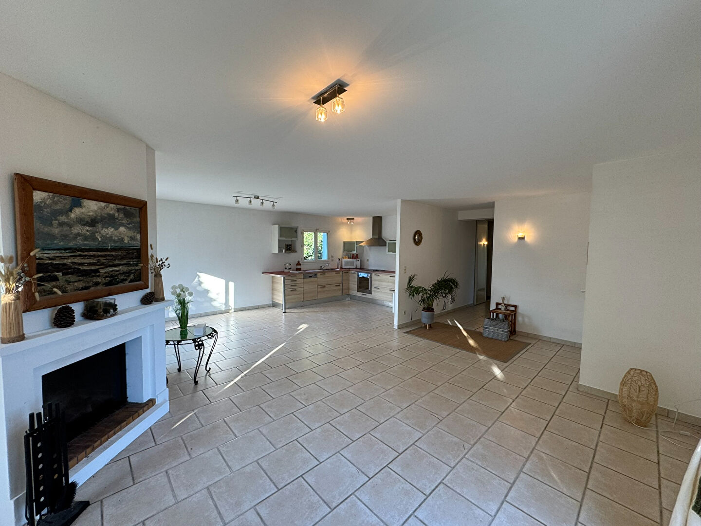 Photo PROCHE ROYAN - GRANDE MAISON PLAIN-PIED - CALME image 1/6