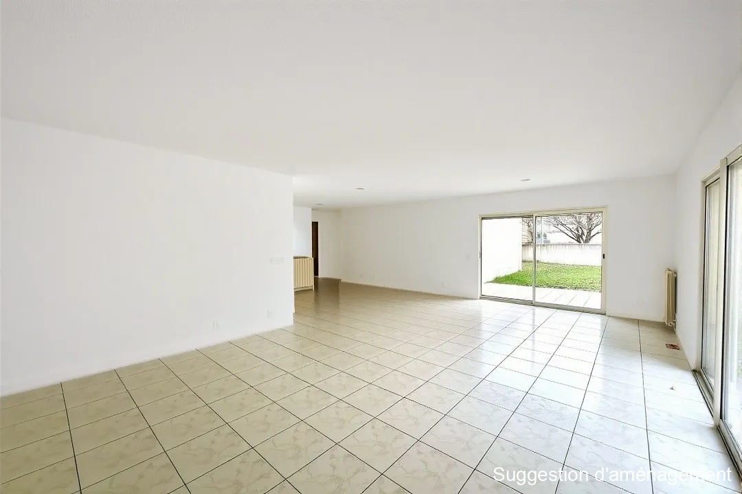 Photo MAISON DE PLAIN PIED 4 CHAMBRES JARDIN image 4/6