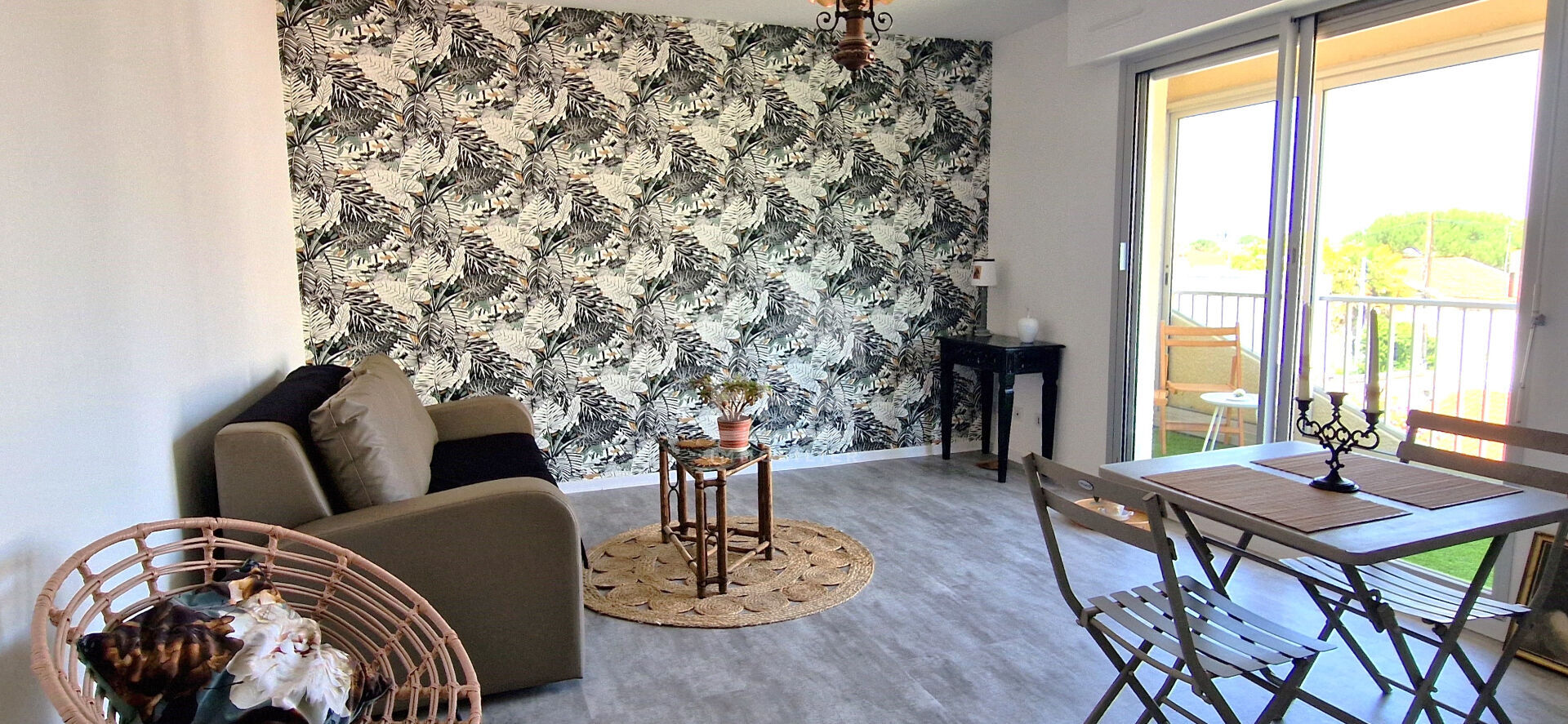 Photo JOLI STUDIO PLEIN CENTRE - PAS DE TRAVAUX A PREVOIR - A 8 MIN A PIED DU MARCHE CENTRAL image 3/6