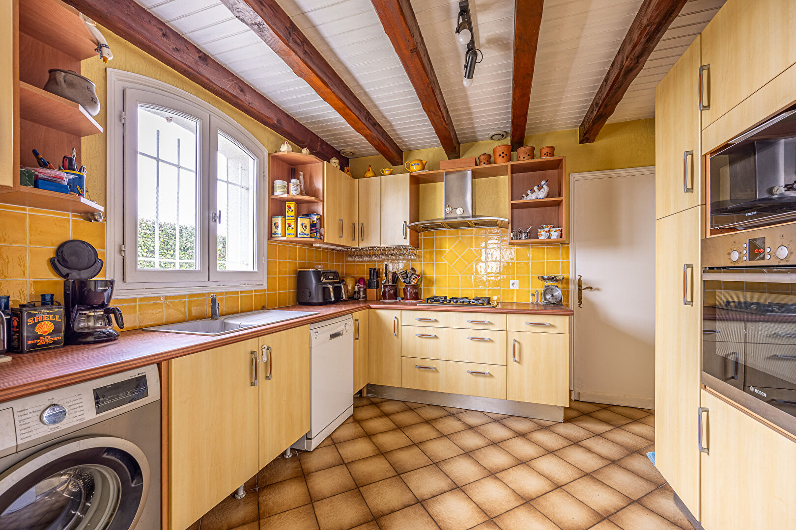 Photo Spacieuse maison familiale de 7 pièces avec terrasse et garage . image 5/6