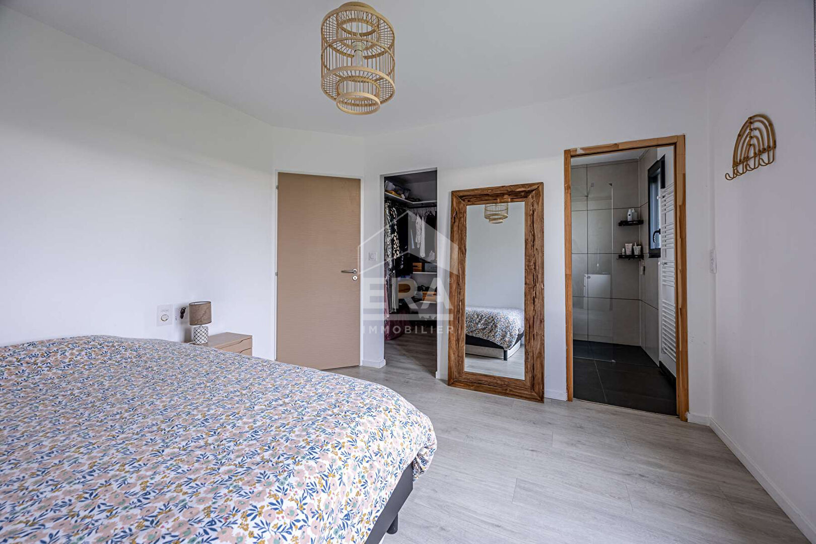 Photo Maison de plain pied ( 2022 ), 4 chambres dont une suite parentale, garage. image 3/6