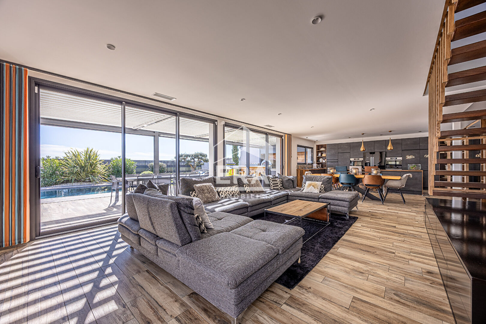 Photo Magnifique Villa contemporaine avec piscine image 3/6