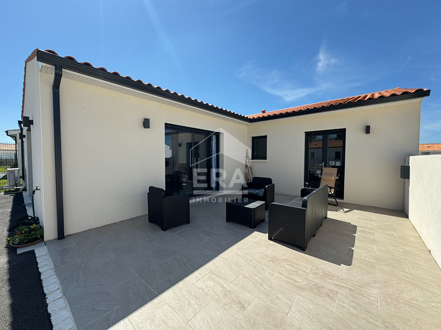 MAISON NEUVE - PLAIN-PIED à Semussac - 3 chambres, terrasse et garage