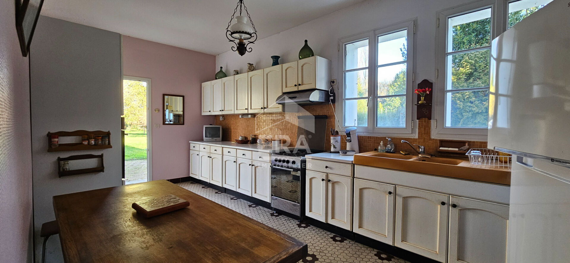 Photo Maison 5 chambres + dépendances image 3/6