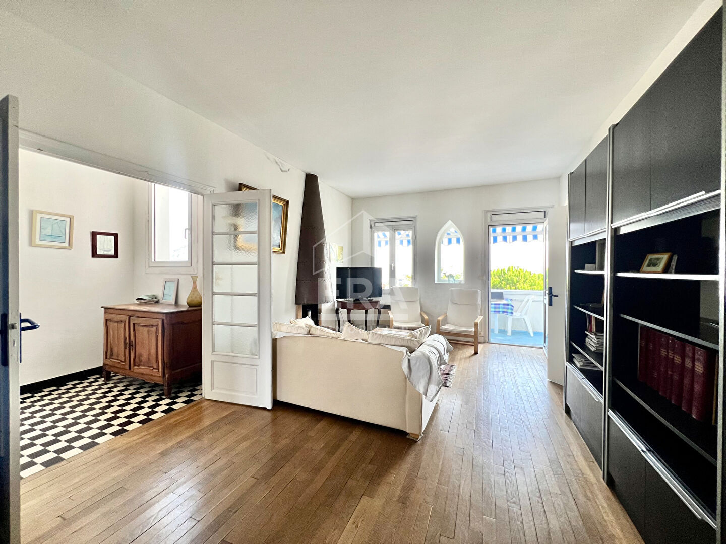 PONTAILLAC - SUPERBE APPARTEMENT PLEINE VUE MER 88m²