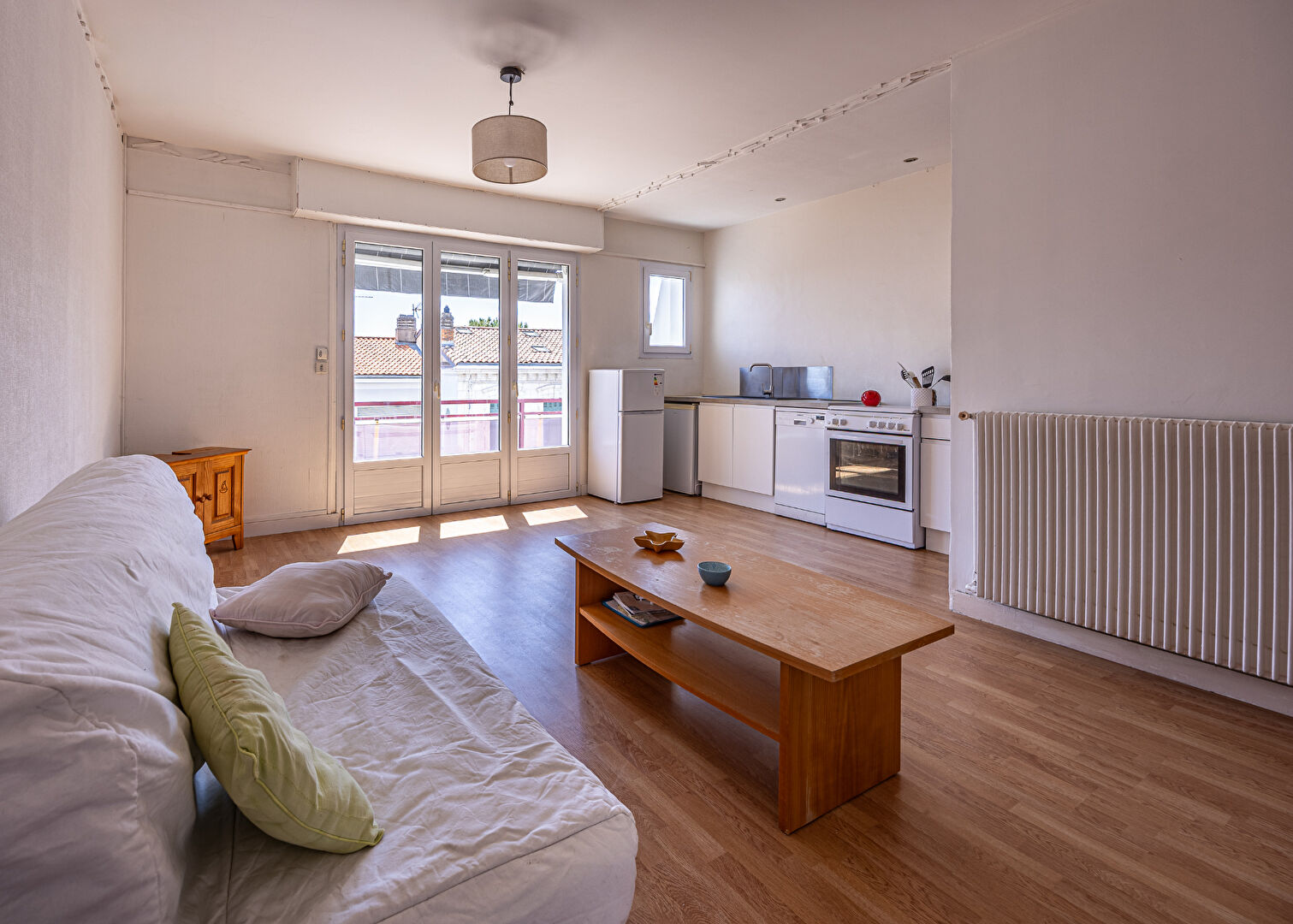 A 3 minutes à pied de la plage du Chay : 3 pièces traversant de 50,57 m²