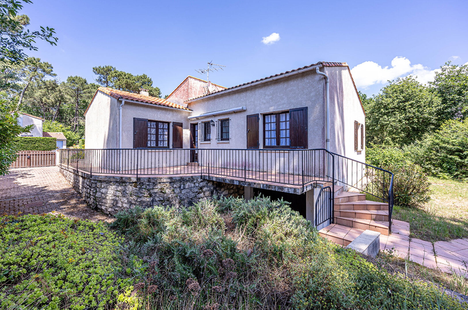 SAINE MAISON DE PLAIN-PIED - QUARTIER INTIMISTE ET CALME - SAINT-PALAIS-SUR-MER