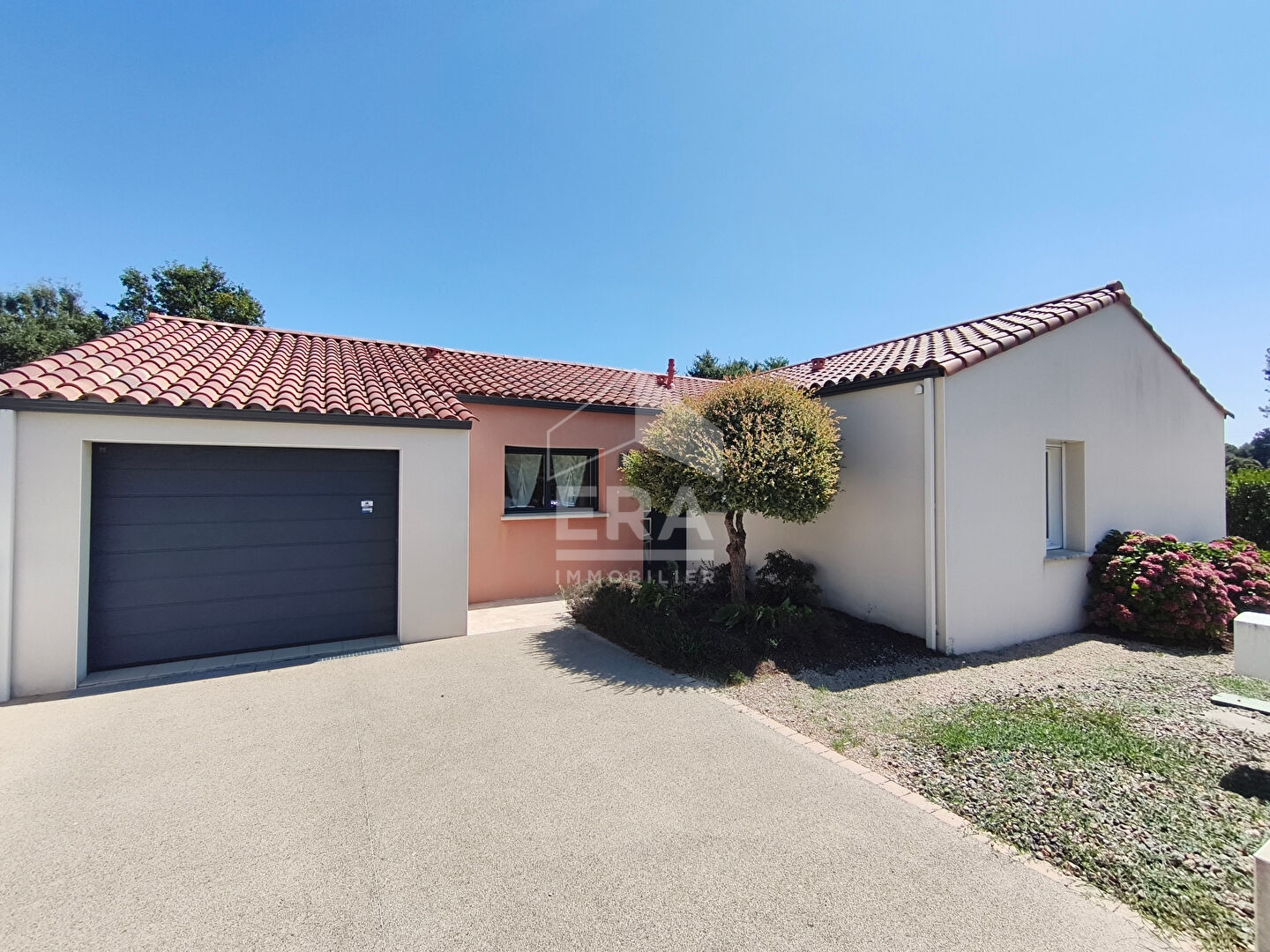 Photo Maison PLAIN PIED 4 CHAMBRES La Roche Sur Yon ! image 3/6