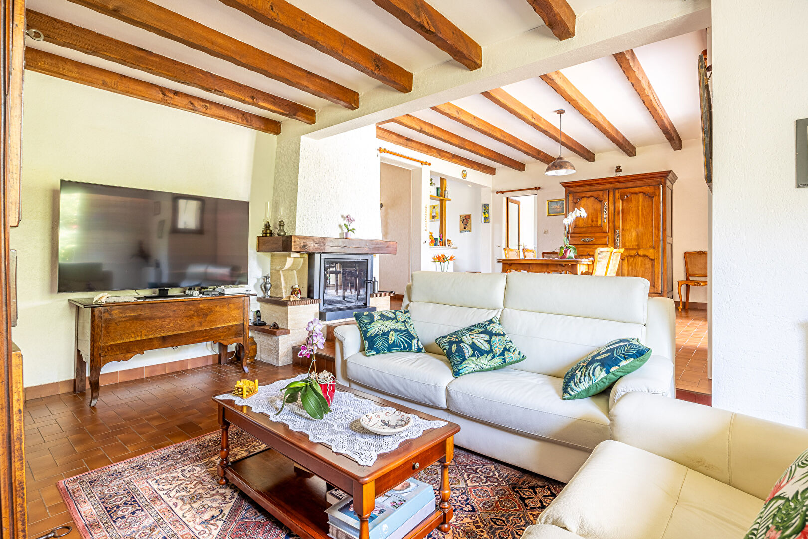 Rare : Maison familiale 5 chambres, avec piscine et grand terrain à Vouillé