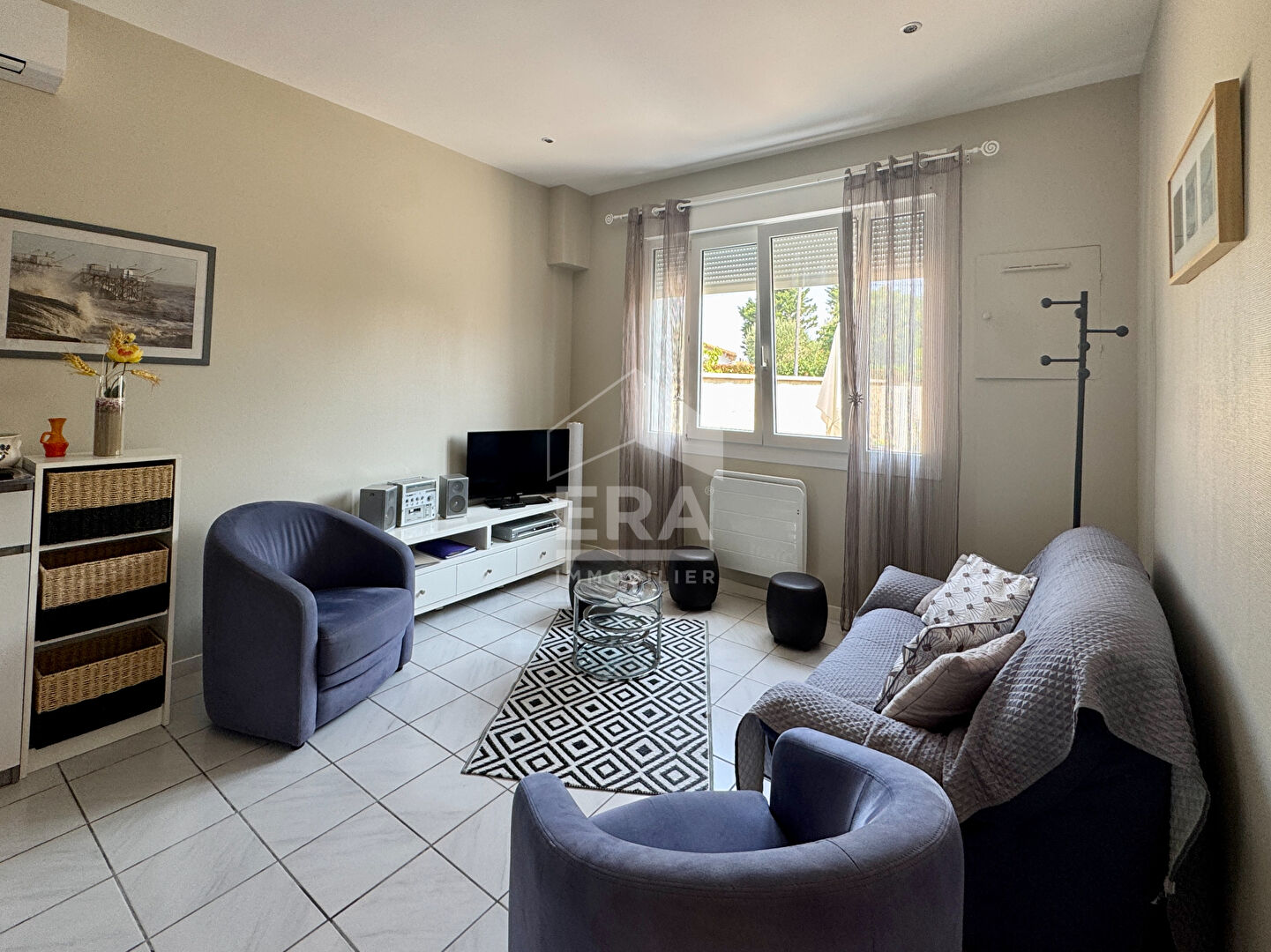 Photo A louer - Maison lumineuse de plain-pied, meublée - 3 pièces image 2/6