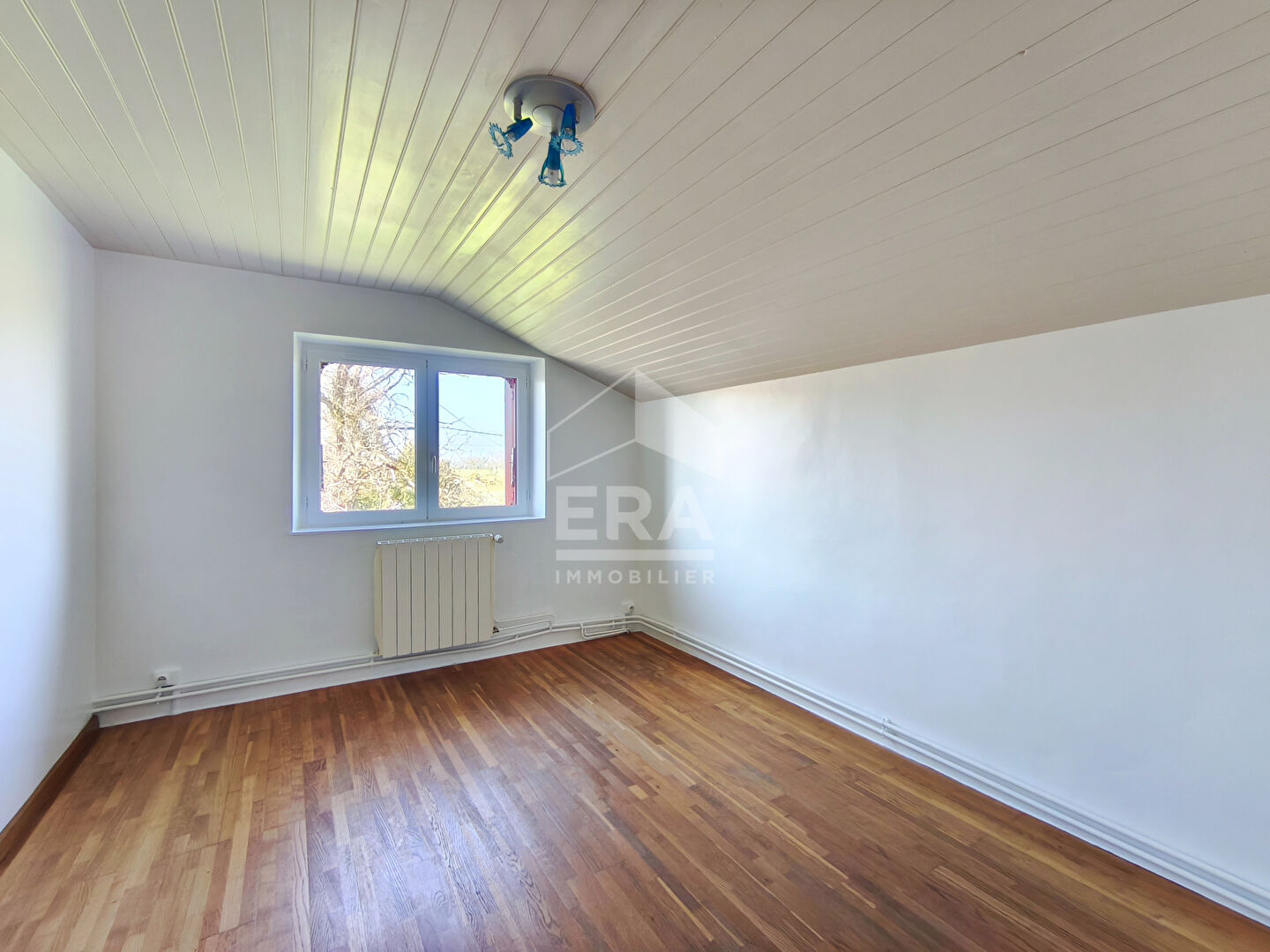 Photo Superbe longère rénovée - FOUGERE 15 min de La Roche et 30 min des Sables image 5/6