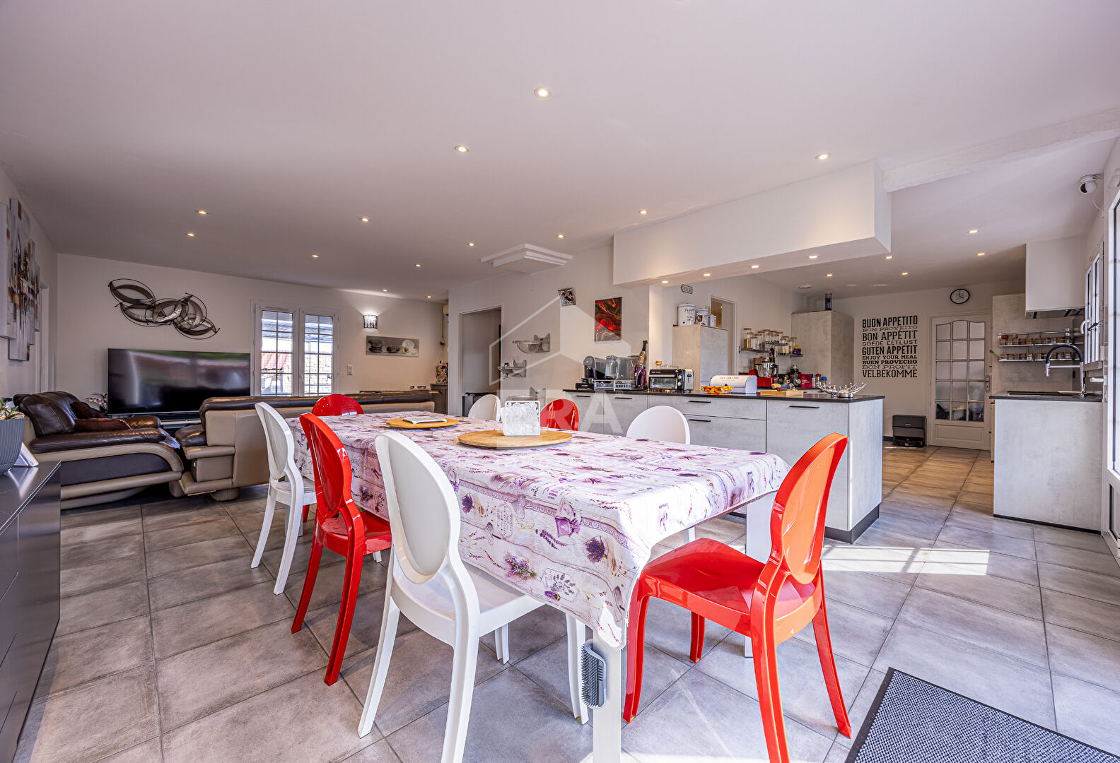 Photo BELLE PROPRIETE 6 CHAMBRES, BELLES PRESTATIONS ! image 4/6