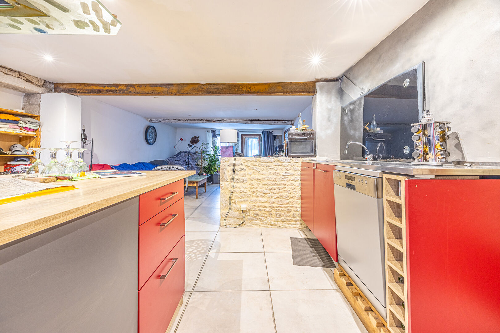 Maison en pierre à Chauray - Emplacement privilégié, jardin et fort potentiel !