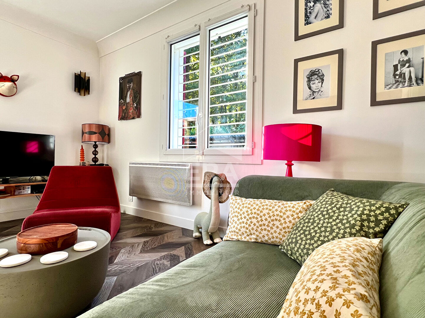 Photo Charmante maison décorée avec goût à Breuillet - Calme et proche centre image 6/6