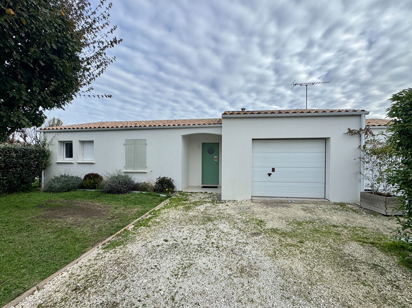 Photo Maison de plain-pied, 4 pièces à louer - LES MATHES image 2/6