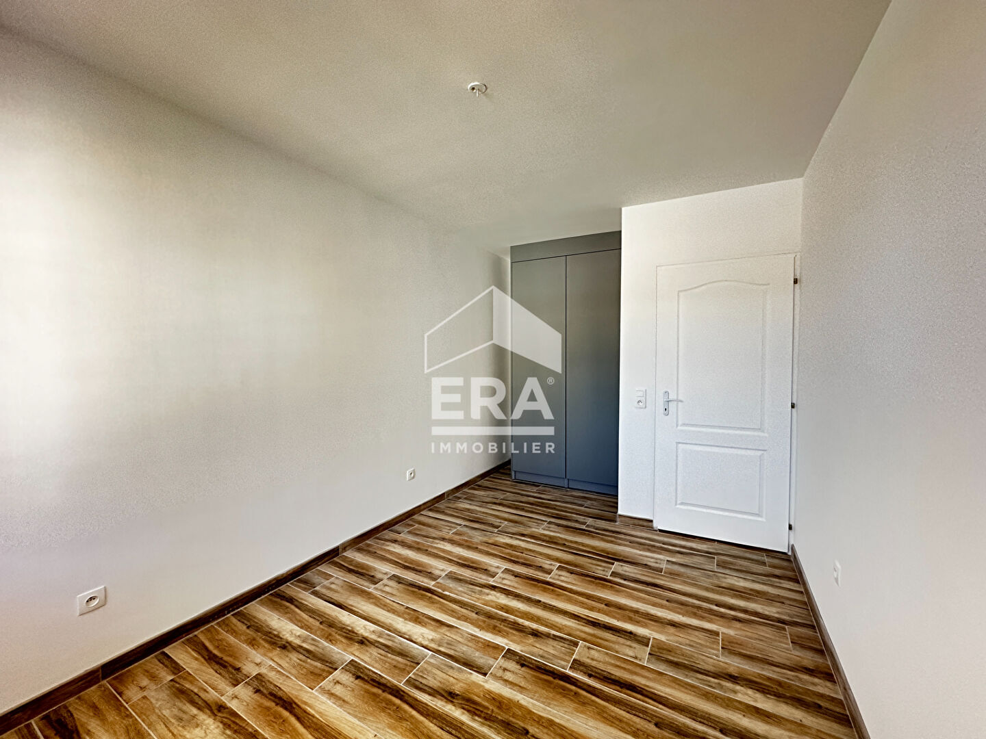 Photo EXCLUSIVITE ERA - T3 MARCHE CENTRAL DE ROYAN image 5/6