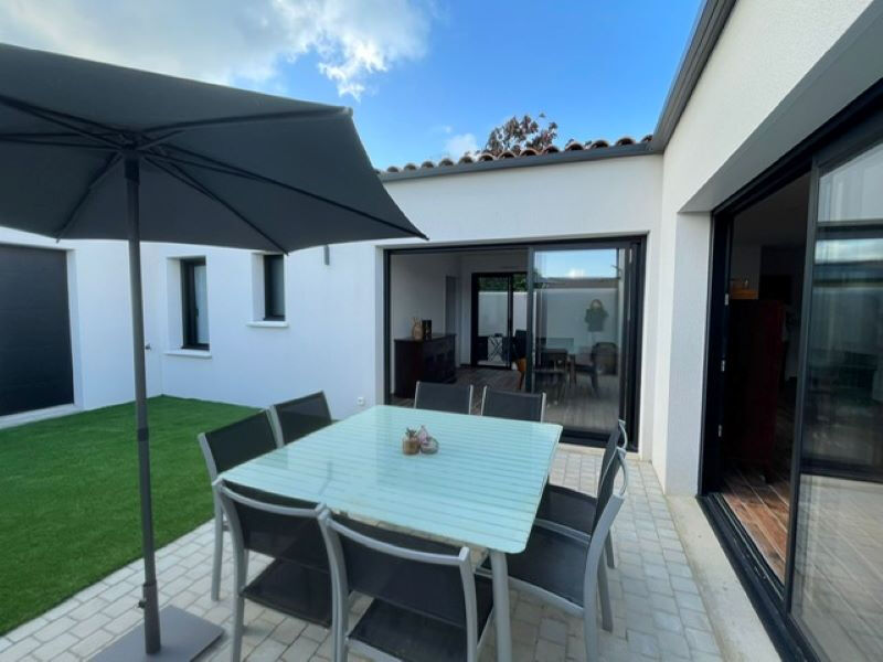 Photo Maison neuve de plain pied avec garage à LAGORD image 1/6