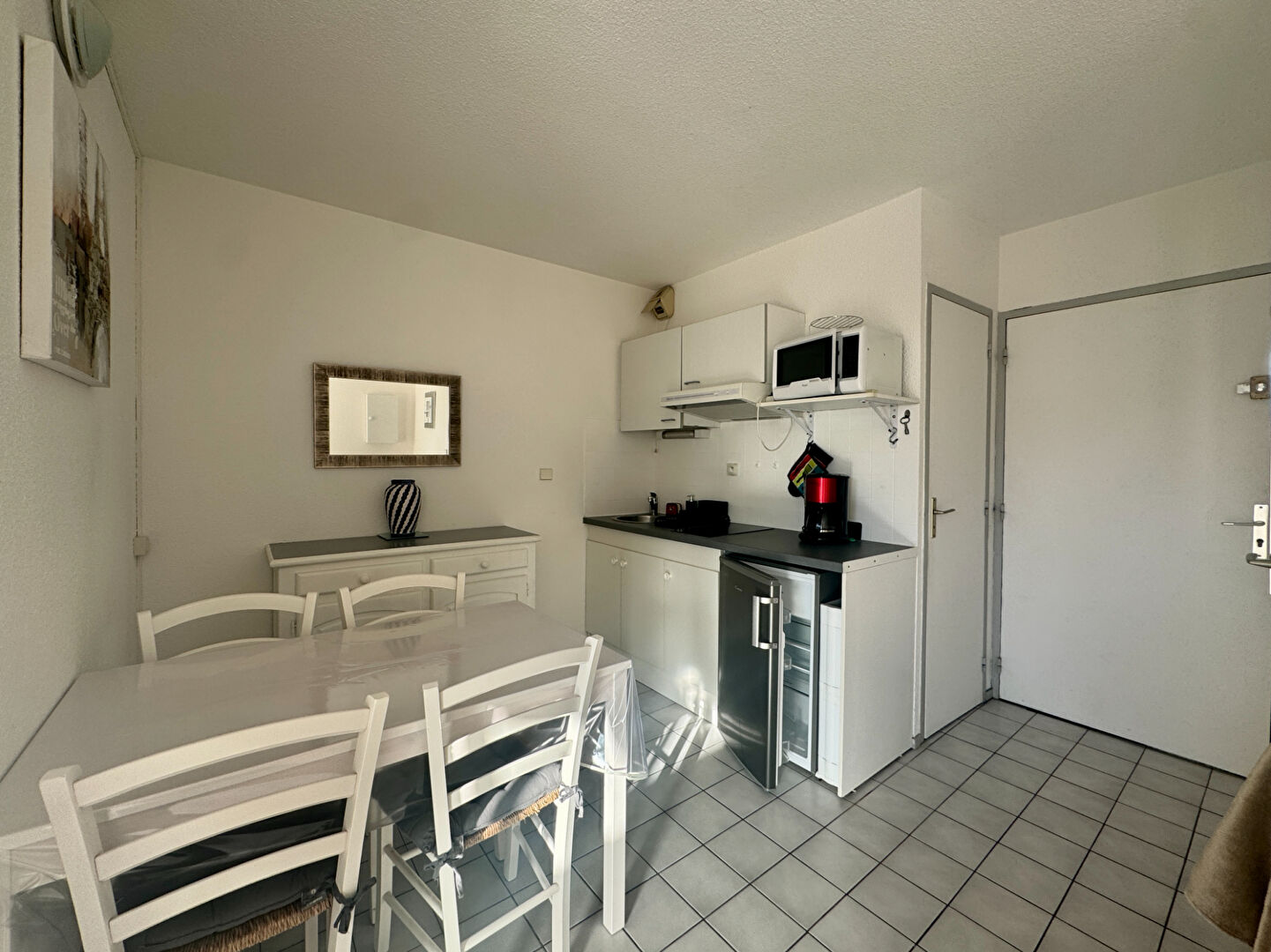 Photo Appartement 2 pièces meublées à louer - St-Georges de Didonne image 3/6