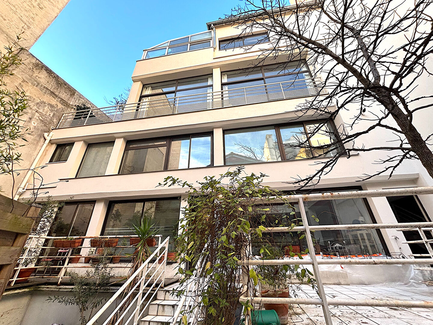 Agence immobilière de ERA JOSEPHINE LUXURY PROPERTIES