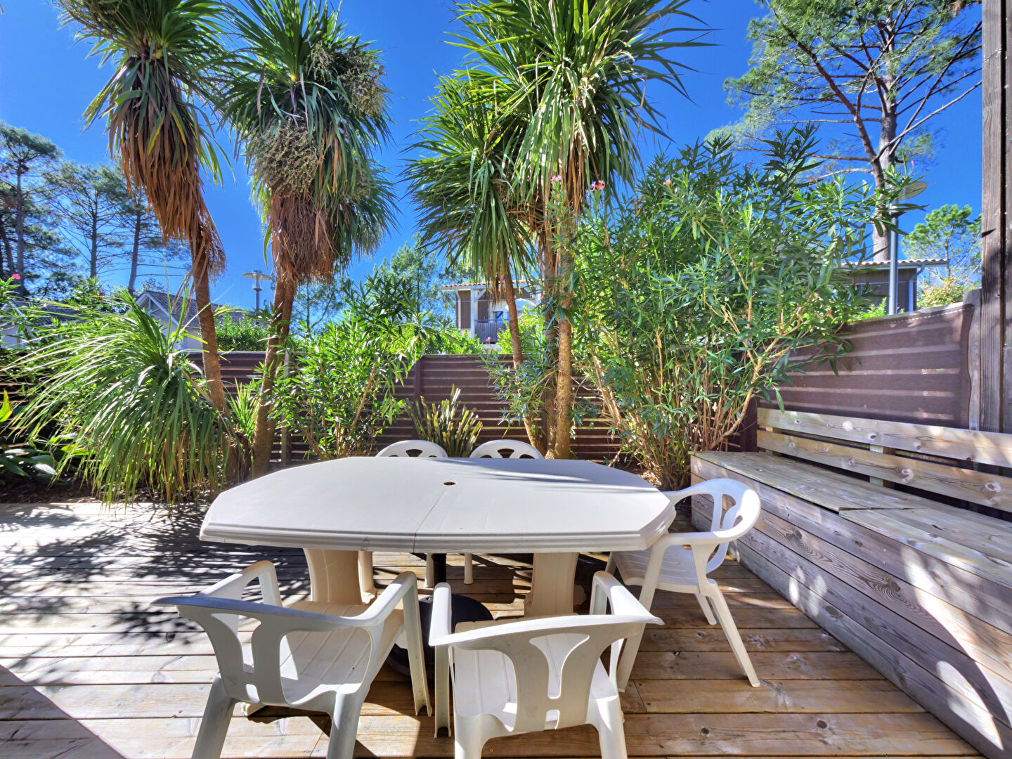 Agence immobilière de ERA JOSEPHINE LUXURY PROPERTIES