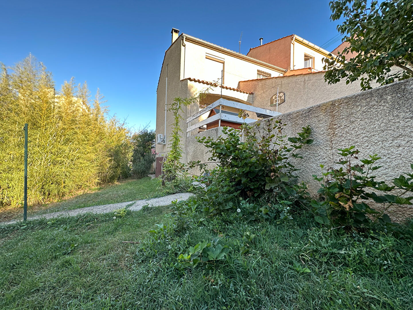 Photo CASTRES MAISON TYPE SIDOBRE image 1/6